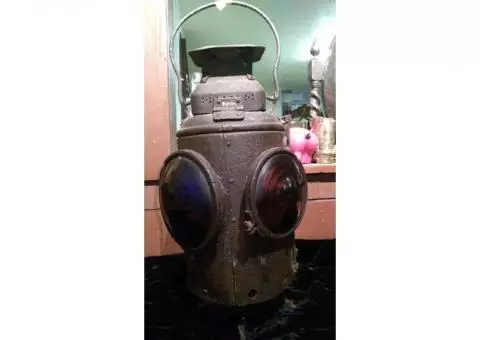 Switchman's Lantern With Adlake Railroad Colored Lenses